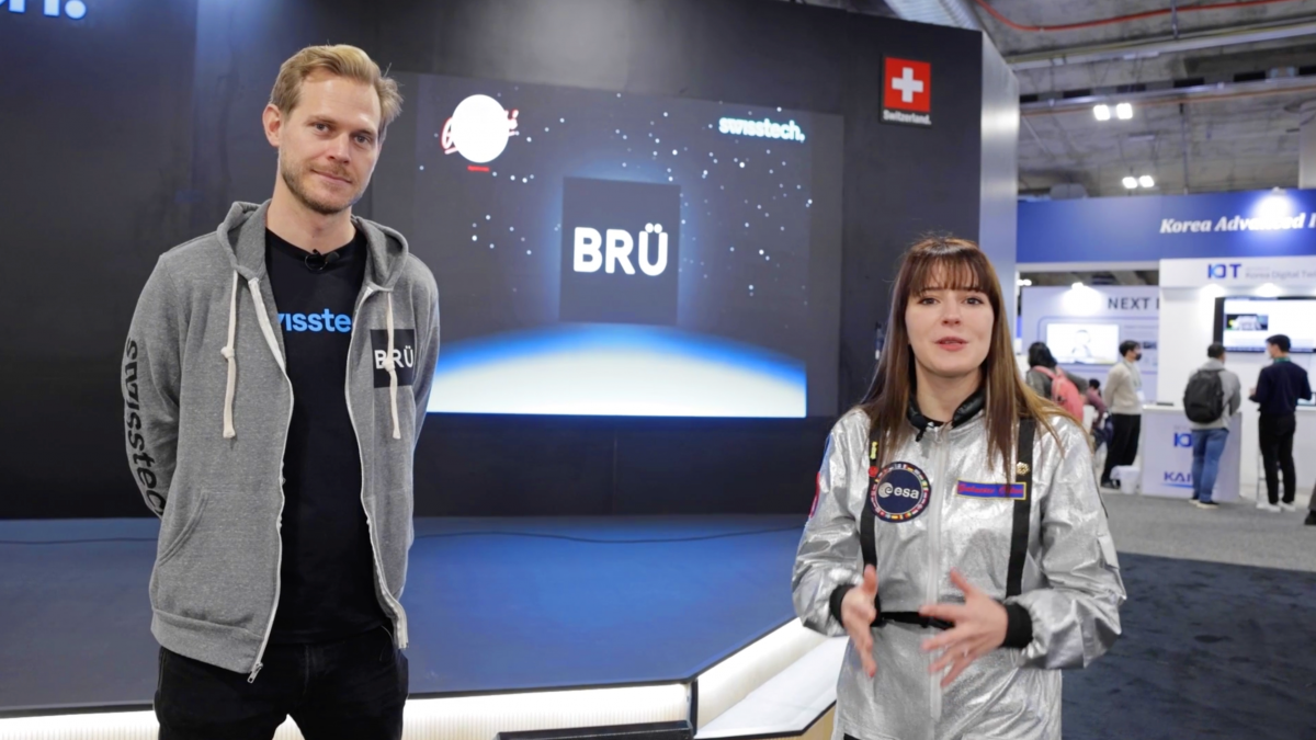 Galactic Chloé meets BRÜ