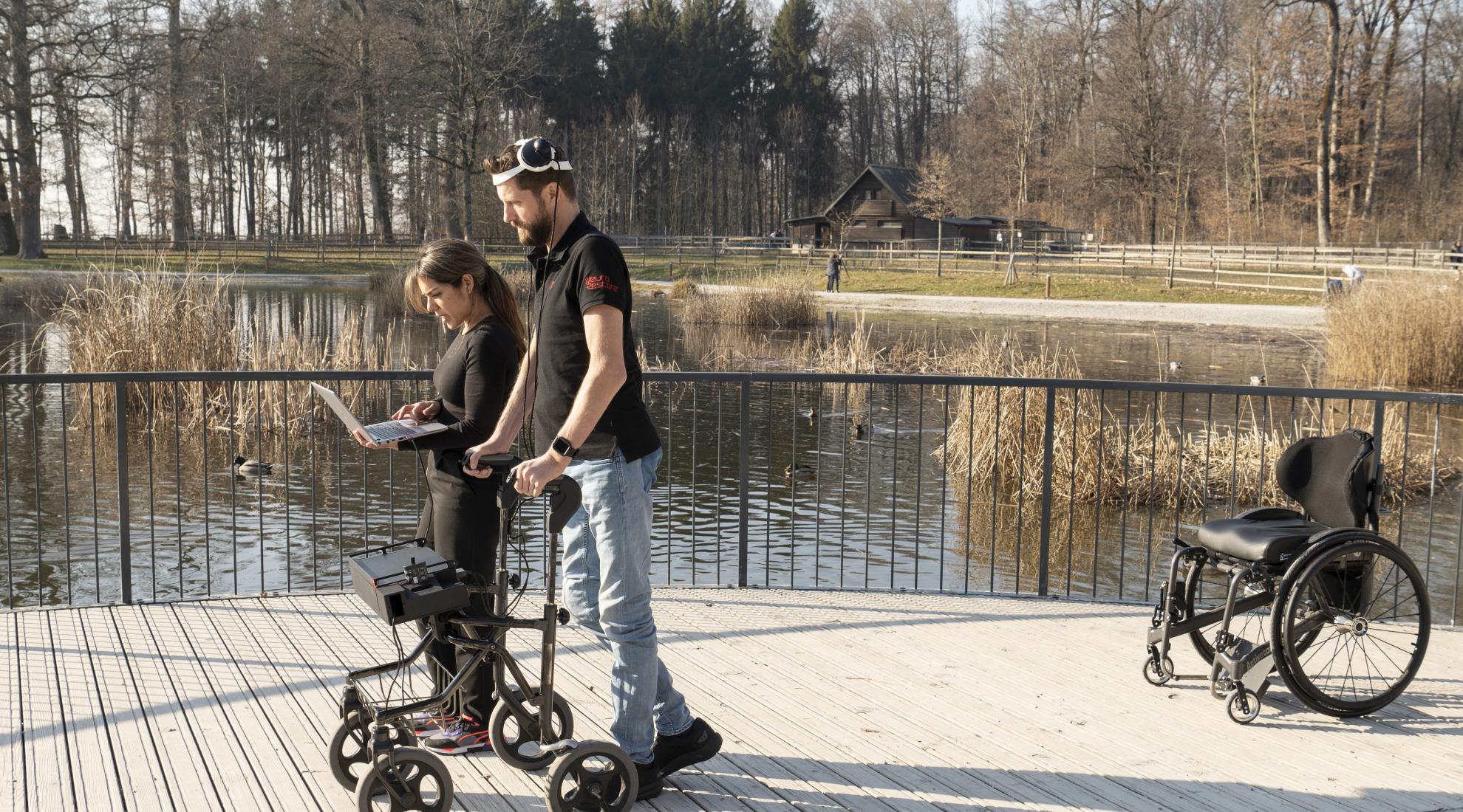 Walking again with the help of a digital bridge