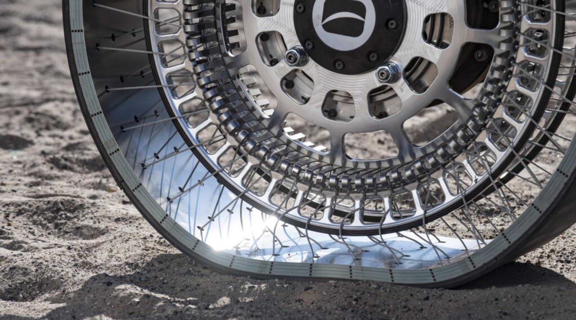Venturi's hyper-deformable lunar wheel.