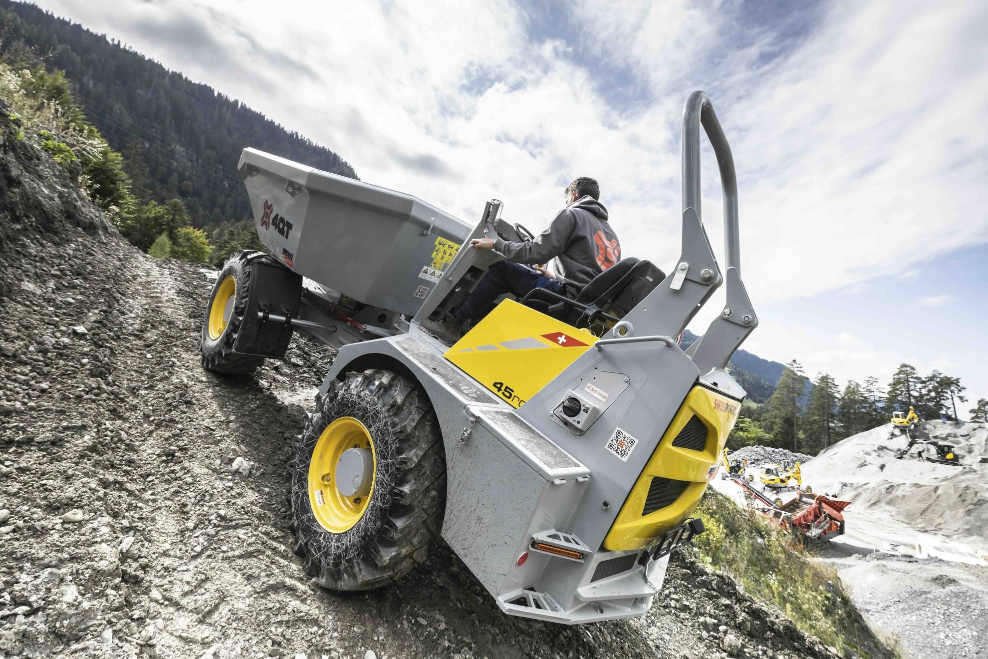 The hybrid-electric all-wheel drive dumper in action